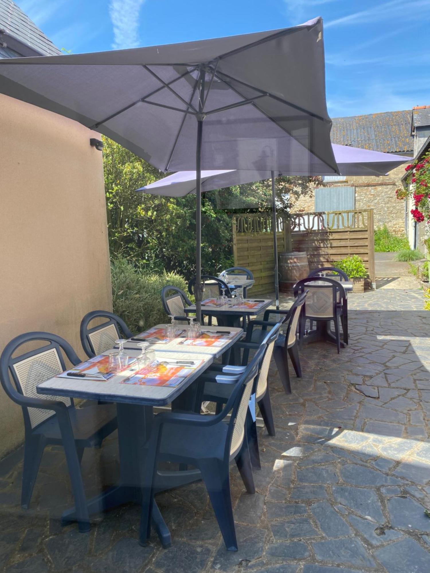 Auberge Armoricaine Louisfert Exteriör bild
